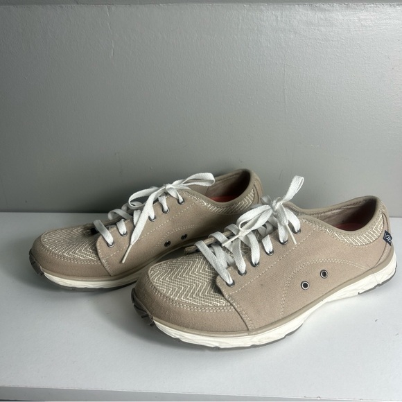 Dr. Scholl's Memory Foam Cool Fit Beige Lace-Up Sneakers - Picture 2 of 7